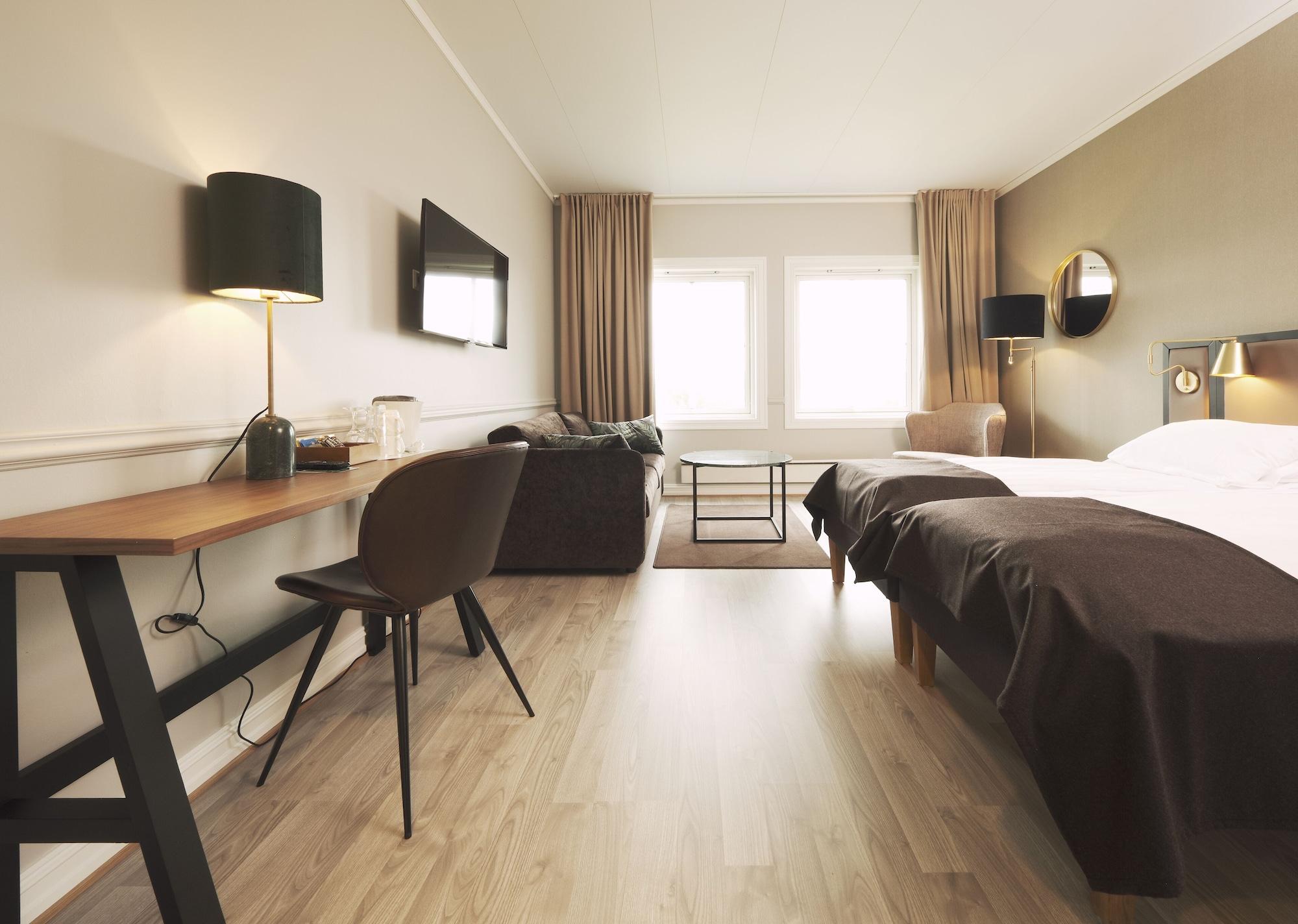 - Bad & Velvaere Hotel 4*